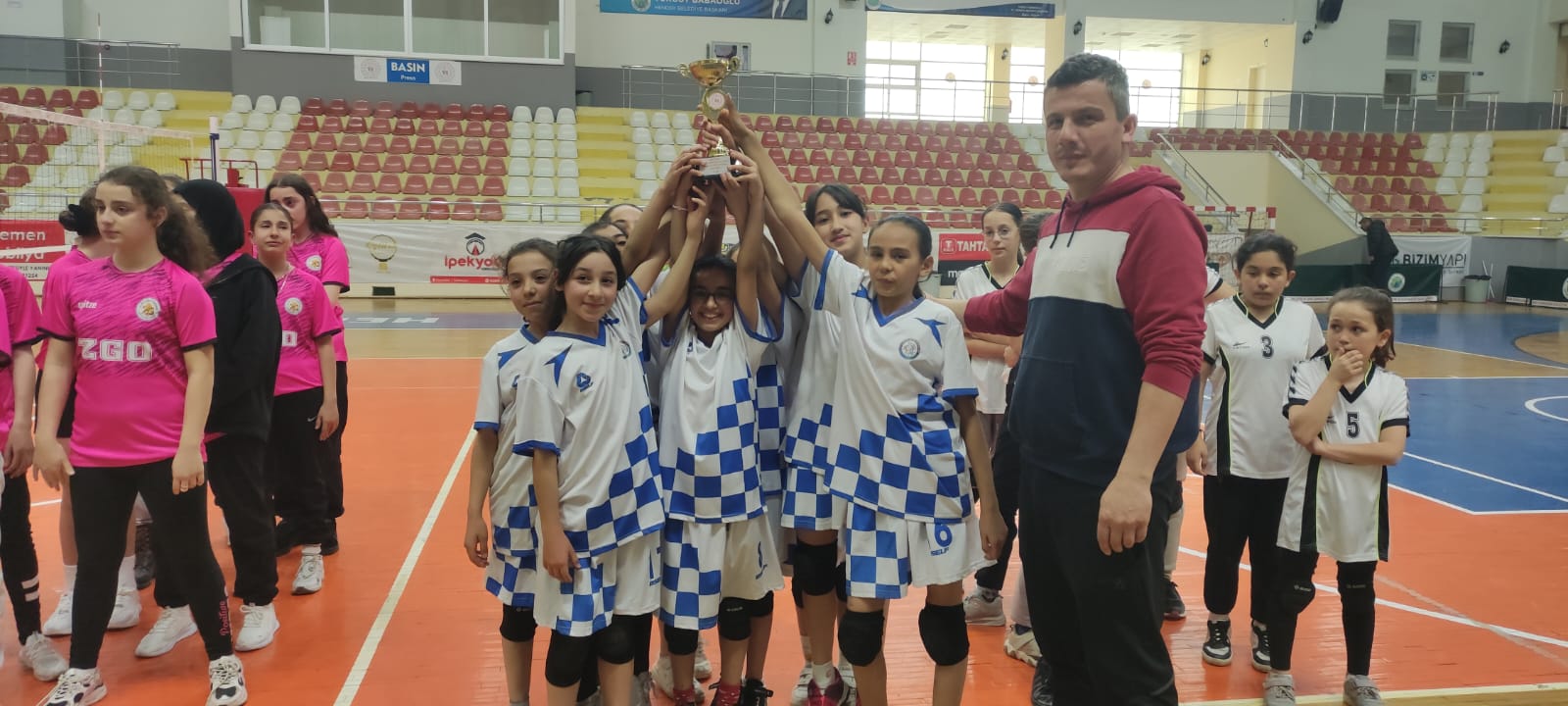 okul sporları küçük kızlar voleybol sonuçları